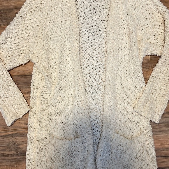 SHEIN Women’s Cream Cardigan Size L (fits like a Small) - Picture 2 of 3
